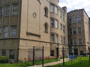 6129 N Claremont Ave APT 3, Chicago, IL 60659