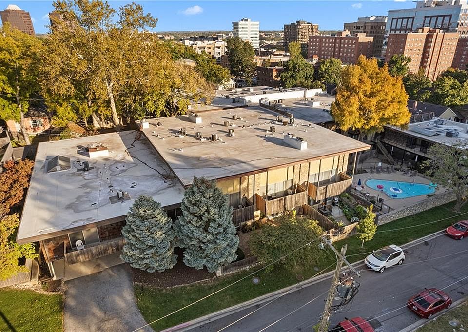 1st image of 4511 Headwood Dr APT 1
