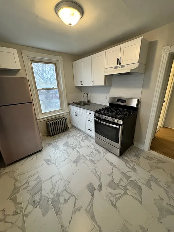 1 bed, 800 sqft, $1,200 — Photo 2