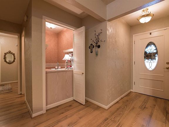 5th image of 12960 Larch Ln