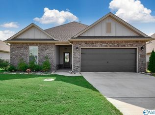 237 Pumprock Dr, Huntsville, AL 35806