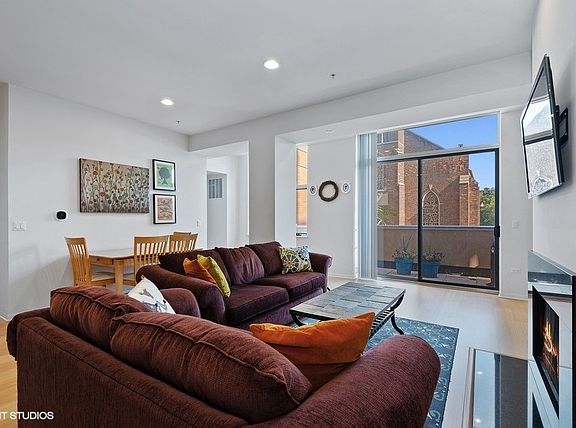 5th image of 1740 Oak Ave #205A