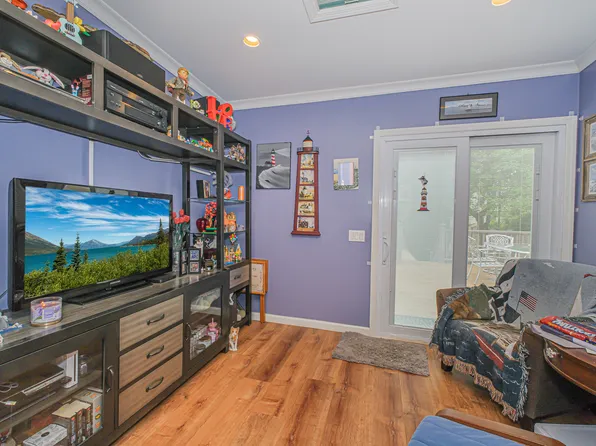 568 74th Street image 27 of 37