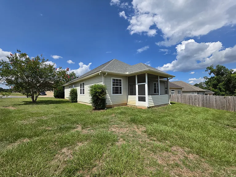 5531 Hampton Woods Way — Photo 36