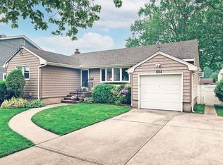 1014 Washington Ave, Bellmore, NY 11710