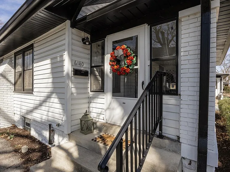 6140 Winthrop Ave — Photo 2