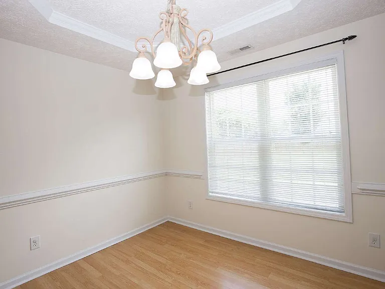 106 Harvest Ln — Photo 9