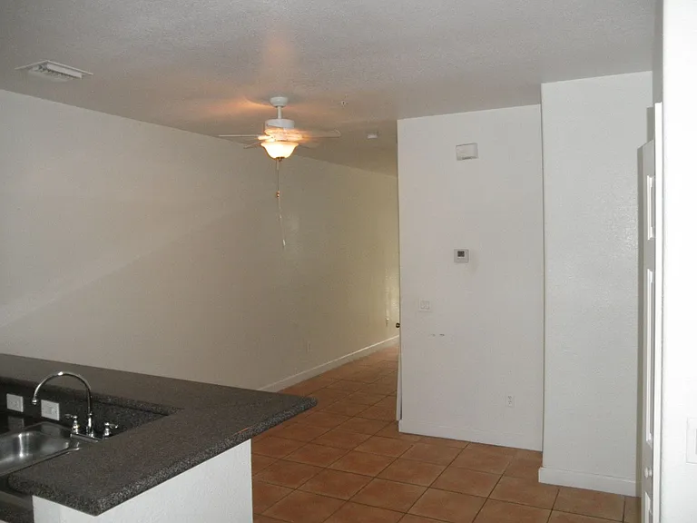 2405 Shoma Dr — Photo 5