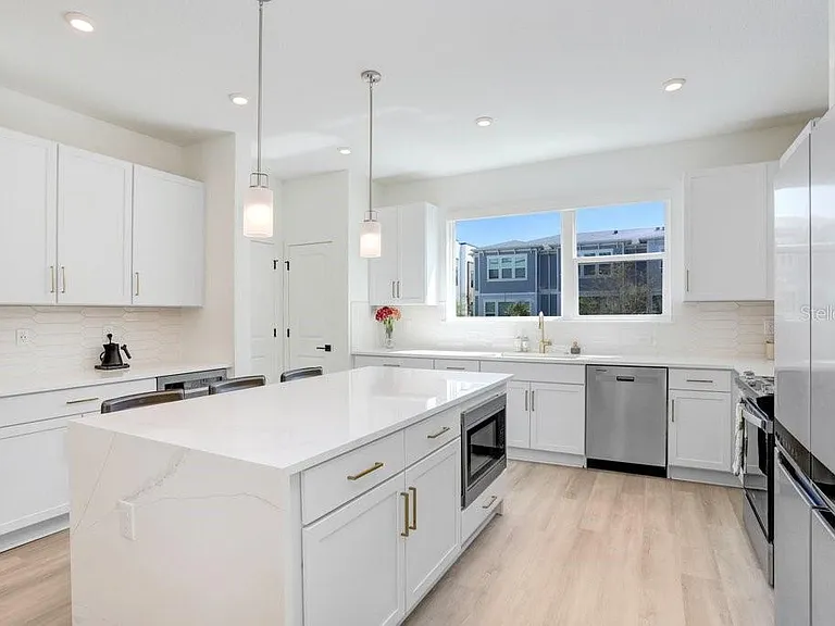2506 W Cleveland St #20 — Photo 25