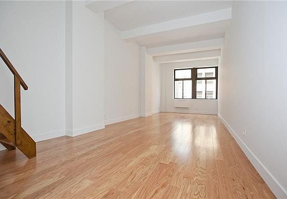 2nd image of 310 E 46th St APT 7B