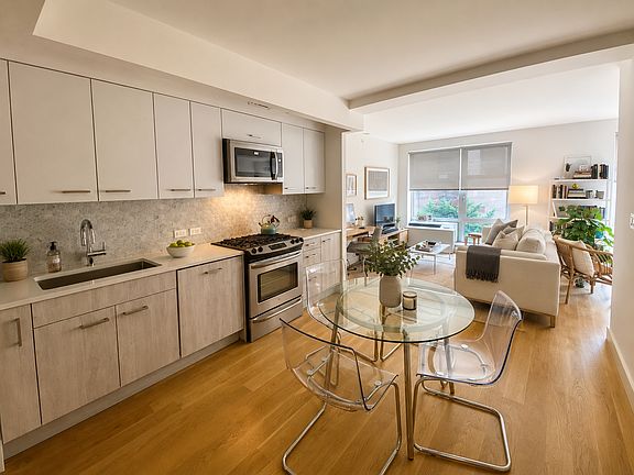 4th image of 267 Pacific St APT 210