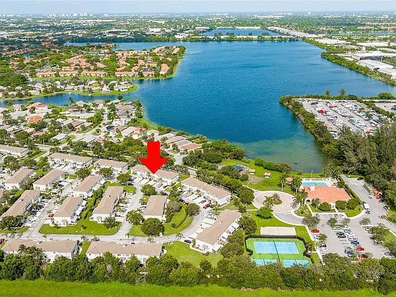 4th image of 1480 SW 47th Avenue #1480