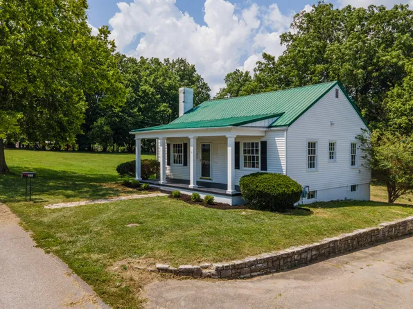 111 Dickerson Ct, Lancaster, KY 40444