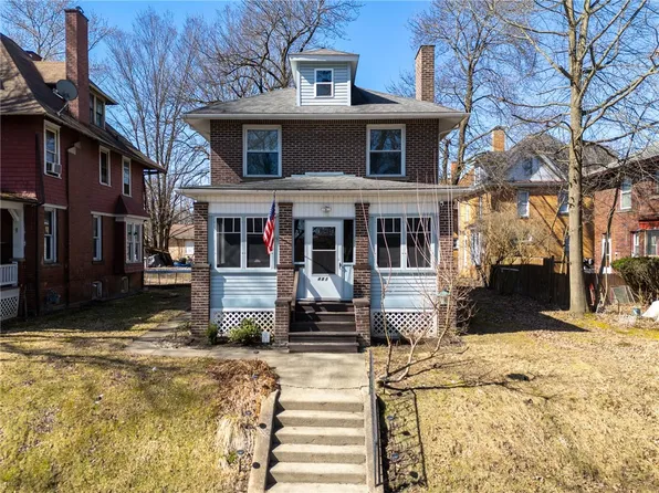 411 Crawford Ter, New Castle, PA 16101