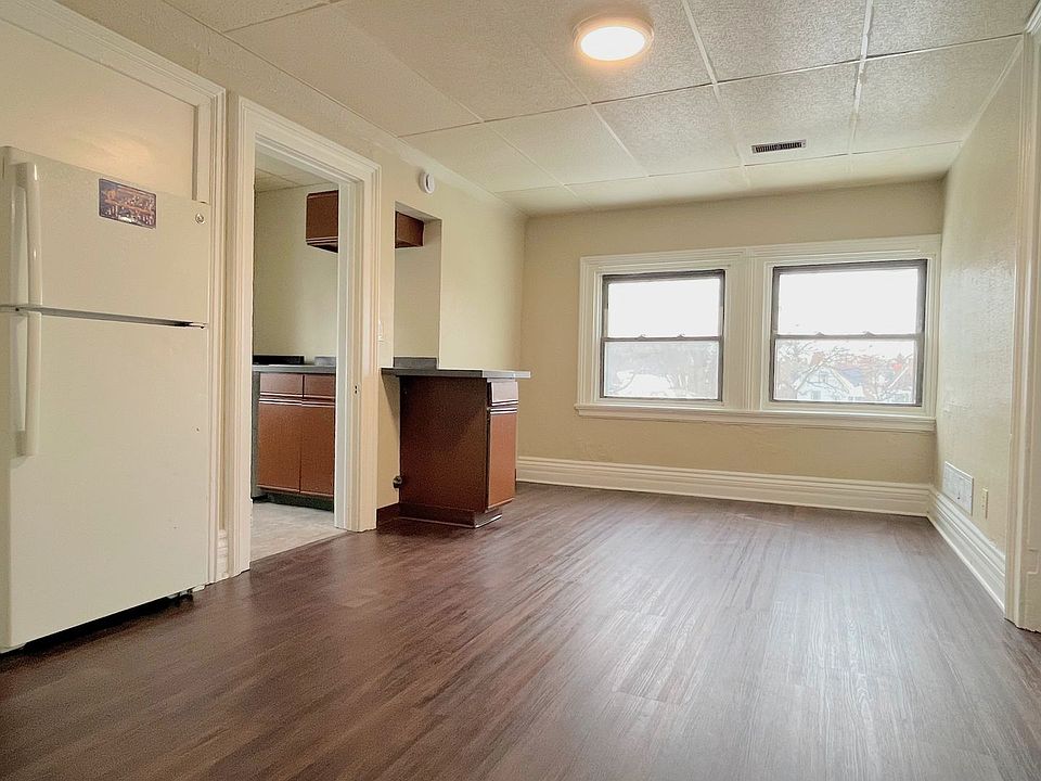 1st image of 24-30 Plymouth Ave #12