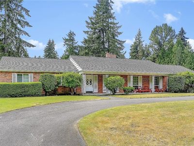 859 132nd Ave NE, Bellevue, WA, 98005