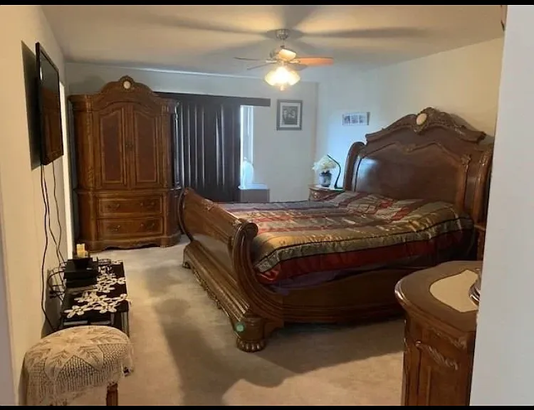 1156 Cotswold Ct — Photo 2