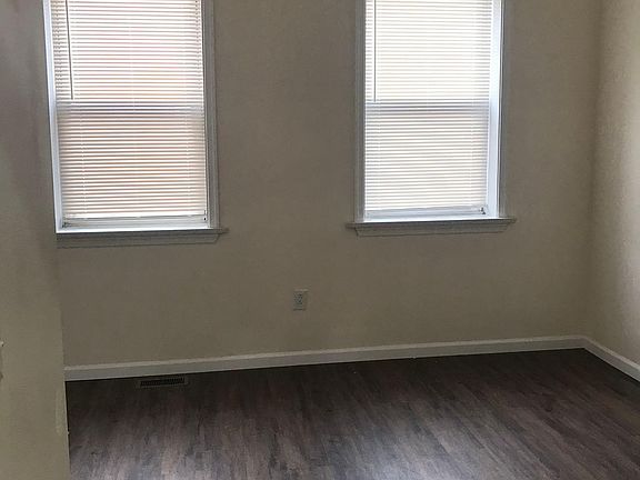 5th image of 737 Spruce St APT 1F