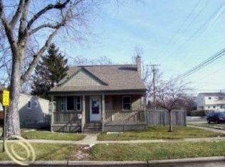 3214 Cumberland Rd, Berkley, MI 48072