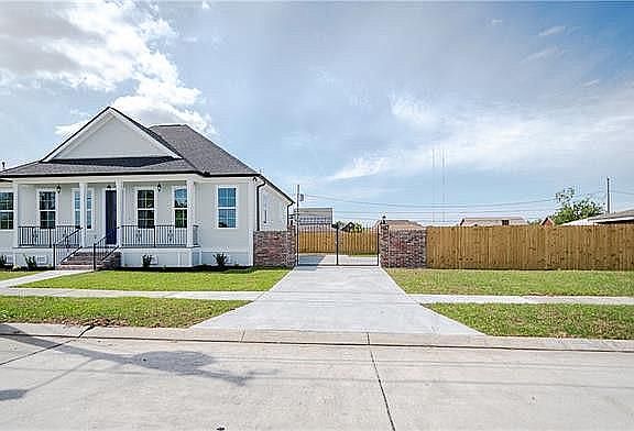 Large Double Lot