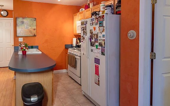 4th image of 4709 N Virginia Ave APT 3C