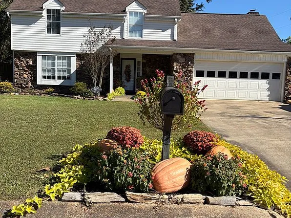 1366 Joplin Dr, Grenada, MS 38901