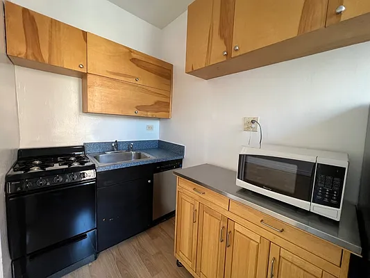 Rented by Corcoran | media 15