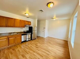261 W 126th St APT 3, New York, NY 10027