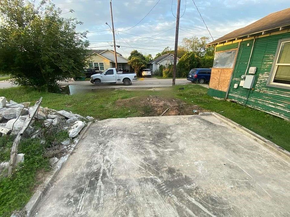 1st image of 3511 Farmer St
