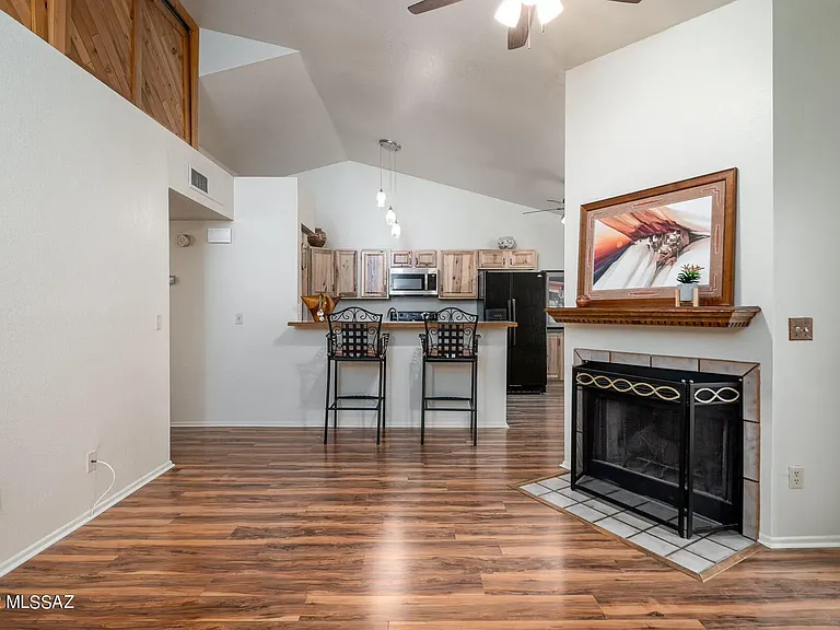 1691 W Midvale Village Dr — Photo 5