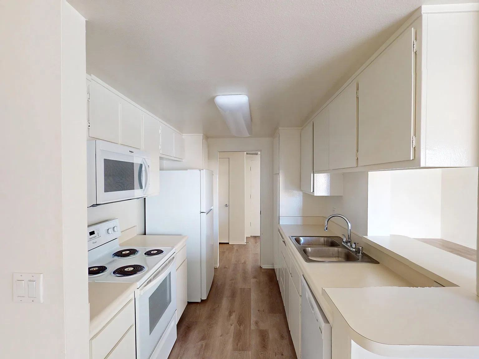 Kiowa Apartments — Photo 3