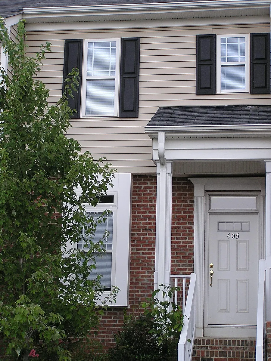 Building Photo - 115 Windermere Dr #405
