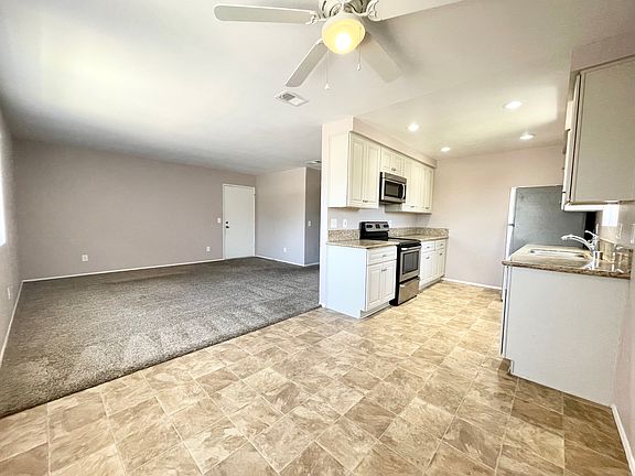 4th image of 681 Chamberlain Ave APT D