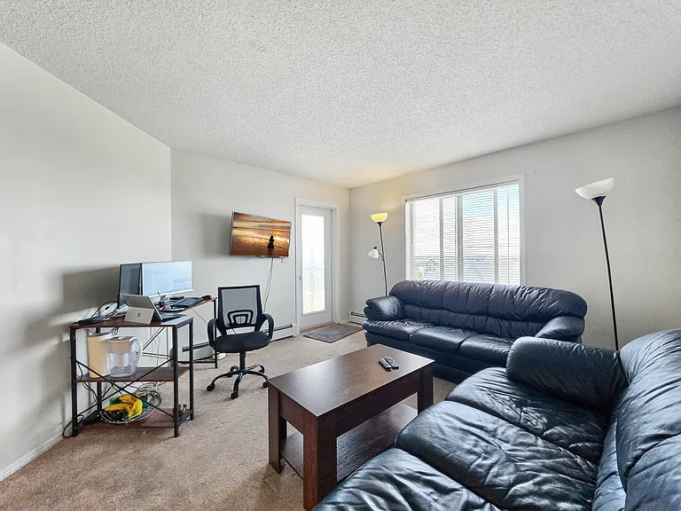 5 Saddlestone Way NE #413 — Photo 3