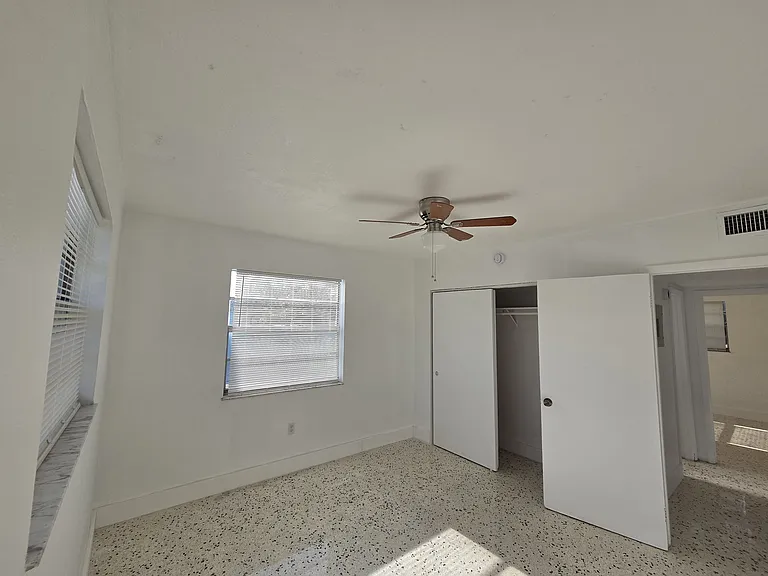 8315 NE Miami Ct #4 — Photo 7