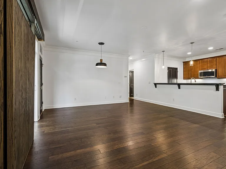 3100 W End Cir #102 — Photo 1