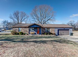 419 9th St, Decatur, AR 72722