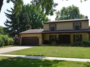 4345 Hoover St, Rolling Meadows, IL 60008