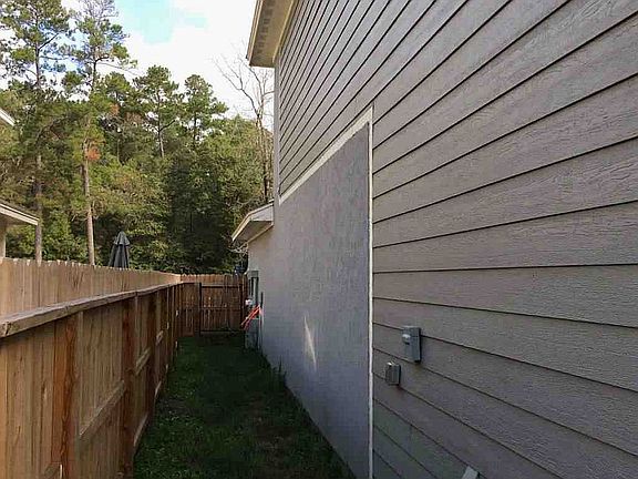 3rd image of 2702-2704 Appian Way