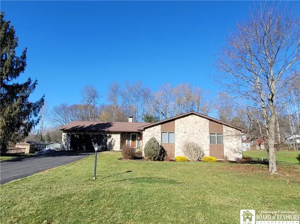 4 Westbury Ct #We, Jamestown, NY 14701