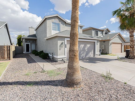 3rd image of 7542 W Cinnabar Ave