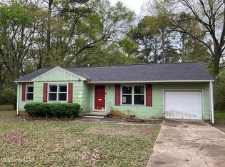 325 Essex Ave, Jackson, MS 39206