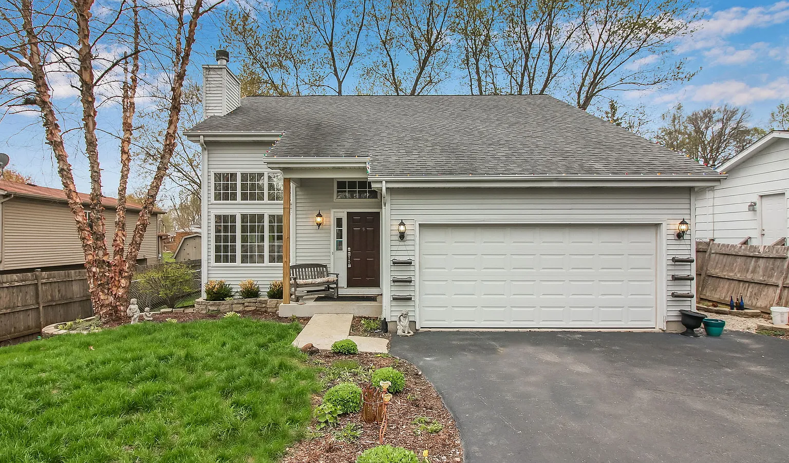 38154 N State Route 59 photo 1