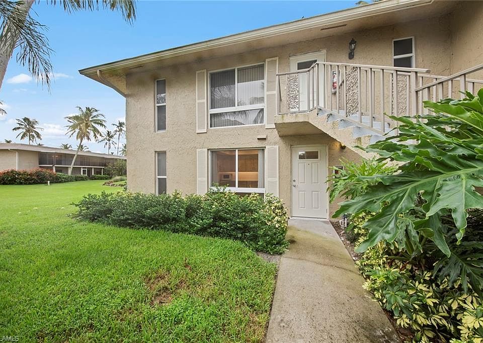 1st image of 90 Glades Blvd #3