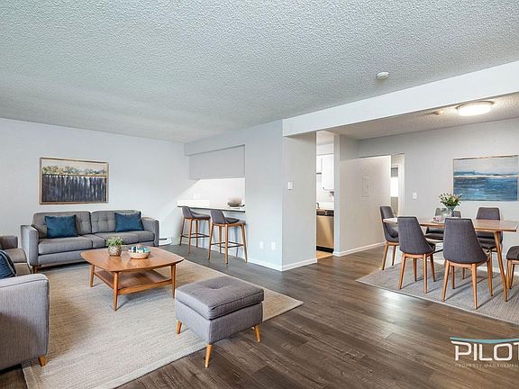 5th image of 10295 NE 189th St APT 203