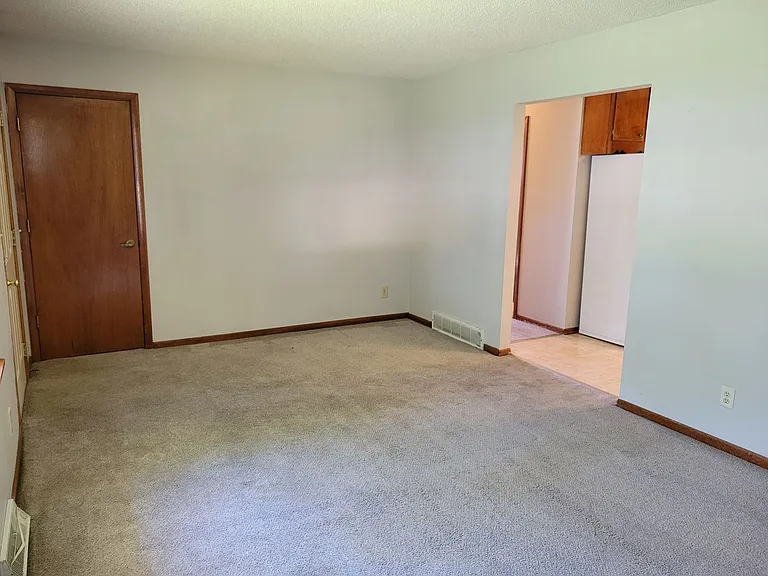 113 Emory Dr — Photo 7