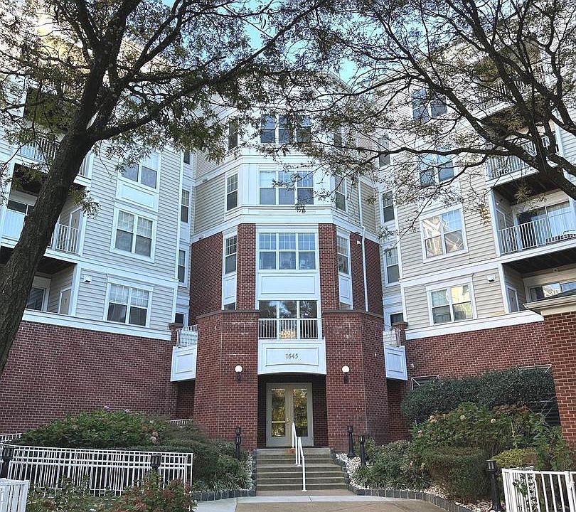 1st image of 1645 International Dr Unit 125