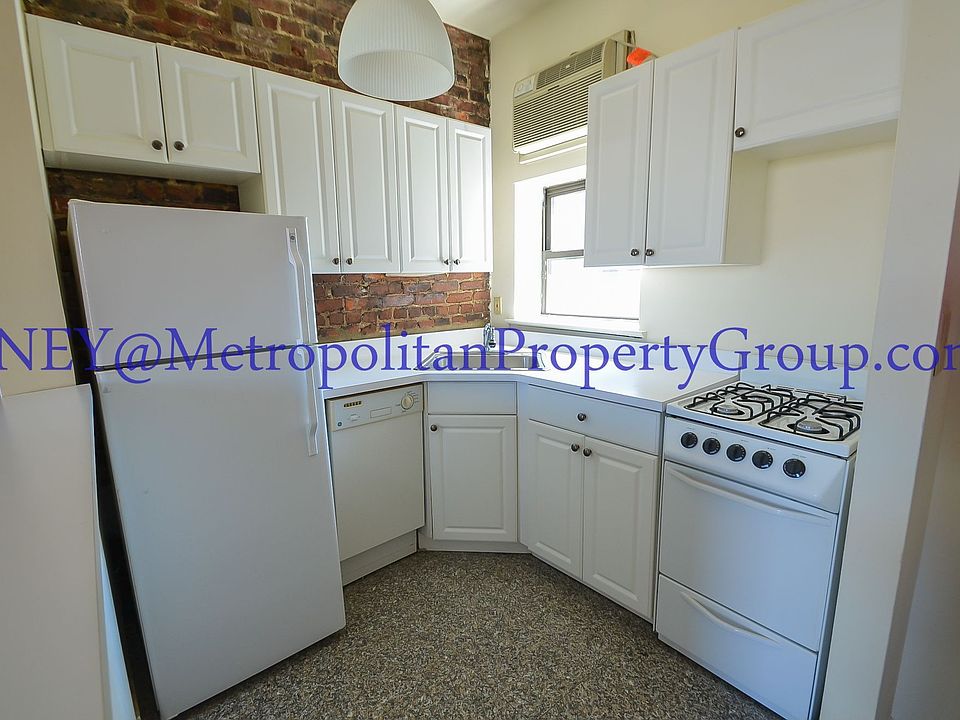 2nd image of 12 Charles St #5DJN