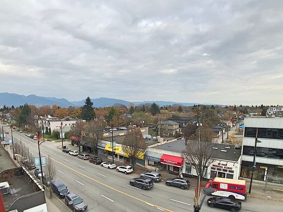4th image of 4083 Cambie St