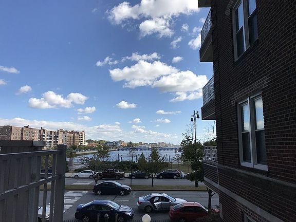 2nd image of 40 Shore Blvd APT 2M